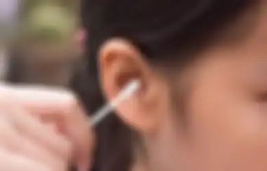 Pria Ini Alami Infeksi Otak Karena Bersihkan Telinga Dengan Cotton Bud: Ini Alasan Mengapa Kita Tak Boleh Menggunakannya