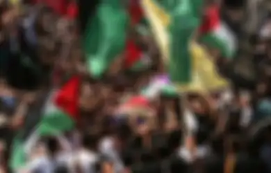 Ribuan Warga Palestina Hadiri Pemakaman Razan Al Najjar, Relawan Paramedis yang Tewas Ditembak Sniper Israel