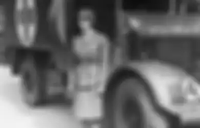 Pada PD II, Ternyata Ratu Elizabeth II Pernah Menjadi Anggota Militer dan Mekanik Truk 