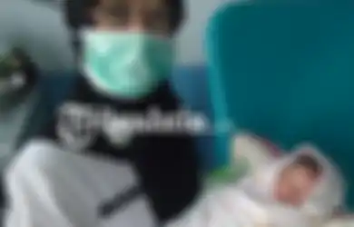 Awalnya Dikira Tikus, Sosok di Tempat Sampah di Lamongan Itu Ternyata Bayi Tampan dan Kini Jadi Rebutan