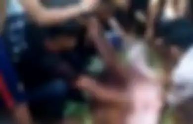Di Malam Takbiran, Perempuan Asal Sulawesi Tenggara Ini Ditelan Ular Piton Bulat-bulat