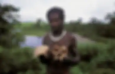 Suku Kanibal Papua Ini Sering Konsumsi Otak Manusia Sebagai Makananya, Ternyata Kebiasaan Sadis Itu Membawa Dampak Mengerikan Bagi Tubuh Mereka