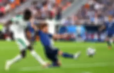 Moussa Wague mencetak gol melawan Jepang