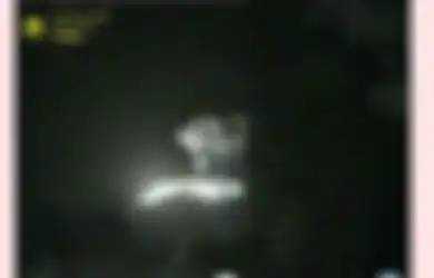 BREAKING NEWS: Gunung Agung Kembali Meletus, Kolom Abunya Capai 2.000 Meter di Atas Puncak