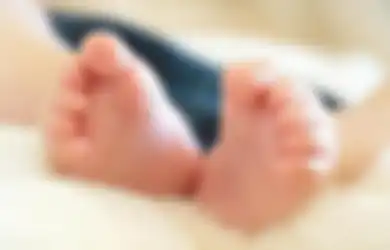 Tertidur, Ayah Ini Tak Tahu Anaknya yang Berusia 2 Tahun Berada di Teras Rumah Hingga Tewas Kedinginan