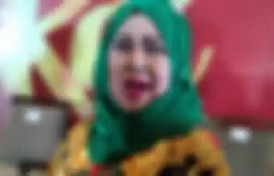 Elvy Sukaesih saat ditemui Grid.ID di Kebon Jeruk, Jakarta Barat, Rabu (11/7/2018).