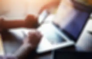 Hasilkan Banyak Uang, Inilah 5 Profesi  yang Modalnya Cukup Smartphone