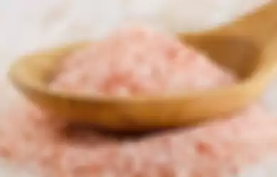 Garam Himalaya atau Himalayan pink salt 