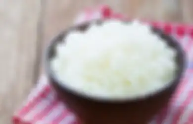 Makan Nasi Tanpa Lauk Benarkah Bisa Mengurangi Diare? Ini Penjelasannya
