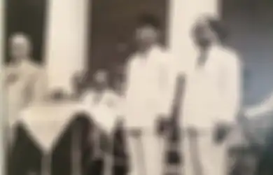 Saat Bung Karno Batal Dibunuh Dengan Cara Keji: Dilempar dari Pesawat