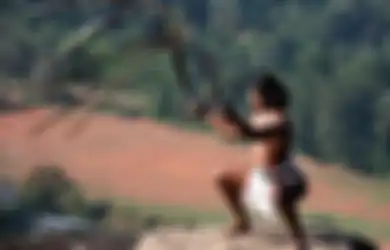 Dari Cambuk Logam hingga Kipas, Ini 4 Senjata Terunik Sepanjang Sejarah