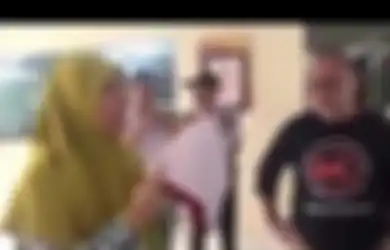 Viral Video Pencopotan Paksa Bendera Merah Putih, Begini Penjelasan Pengelola Kalibata City
