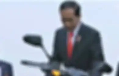 Jokowi Absen di Penutupan Asian Games 2018 dan Pilih Nonton Bareng Korban Gempa Lombok