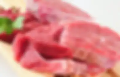 Jangan Dicuci, Ini Cara Paling Benar Bersihkan Daging Kurban