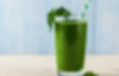 Campuran Peterseli, Lemon, dan Mentimun yang Ampuh Atasi Obesitas Itu Ternyata Mudah Dibuat Lho...