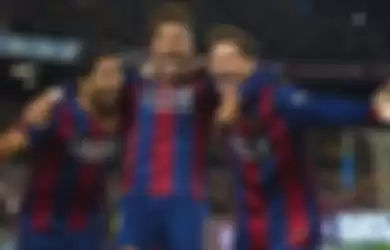 Lionel Messi (FC Barcelona) celebrates with his teammate Neymar da Silva Jr (FC Barcelona) and Luis 