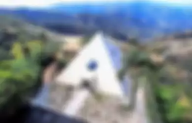 Rumah Piramida di Malibu