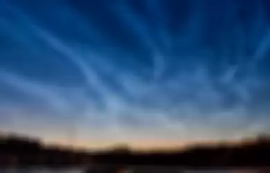 Awan 'listrik' biru yang langka tertangkap kamera NASA.