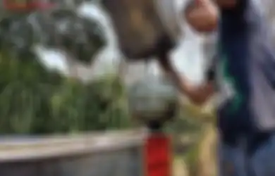 Pantas Oli Bekas Motor Dikumpulkan oleh Bengkel, Rupanya Ini Fungsi Oli Bekas! Sangat Bermanfaat!