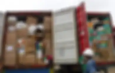 Pemerintah Filipina Bakar 4 Kontainer Bantuan untuk Korban Yolanda, Apa Alasannya?