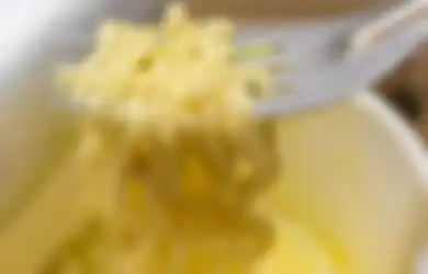 Dapat Sebabkan Kanker hingga Cacat Lahir, Inilah Risiko dari Tindakan Tukang Bakso yang Masak Mi Instan dengan Bungkusnya yang Sempat Viral