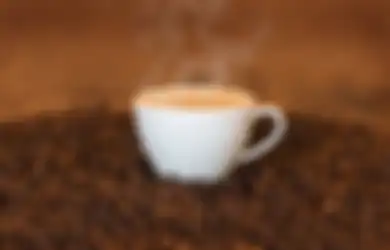 Inilah Beda Kandungan Pada Kopi Panas dan Kopi Dingin, Lebih Sehat yang Mana?