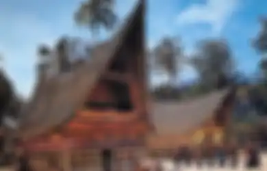 Mengunjungi Medan dan Menikmati Danau Toba Tempat Si Raja Batak Bersemayam di Desa Tomok