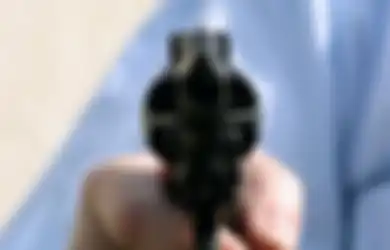 Temukan Pistol dan Dikira Mainan, Bocah 4 Tahun Ini Tembak Tepat di Wajah Ibunya yang Sedang Hamil