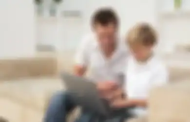 Ibu Memang Berperan dalam Tumbuh Kembang Anak, Tetapi Bapak Berperan Meningkatkan IQ Anak