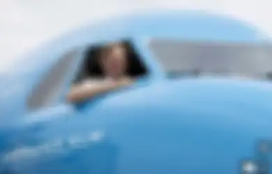 Ketika Raja Belanda Jadi Co-pilot Pesawat Komersial, Penumpang: Kapan Lagi Terbang Dengan Raja yang Jadi Pilot?