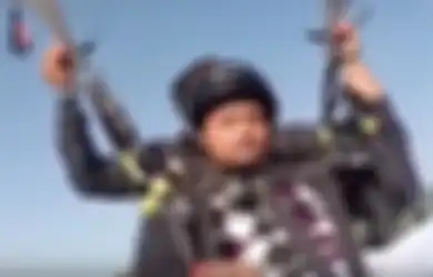 Demi Selamatkan Turisnya, Seorang Instruktur Paralayang Jatuh dari Ketinggian hingga Tewas