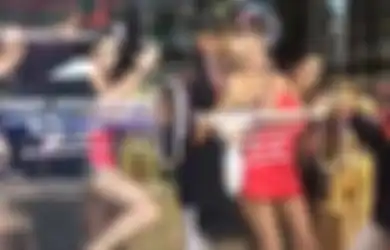Viral, Diduga Bule Ketahuan Curi Celana Dalam dan Disembunyikan di Balik Pakaian Dalamnya!