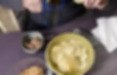 Cegah Kanker Mulai Sekarang dengan Hindari 7 Makanan Berikut Ini!