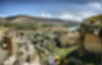 Kota Hasankeyf yang berusia 12.000 tahun. 