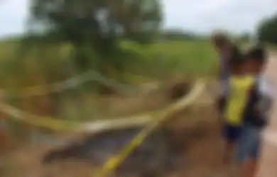 Hanya Karena Tak Mau Bayar Hutang Kekasihnya, Wanita Ini Diperkosa Hingga Dibakar