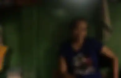Kisah Pemilik 'Warung Nasi lewat Lubang' Beromzet Rp3 Juta per Hari yang Tak Tega Jika Ada Pegawai Proyek Minta Makan