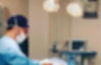 Salah Pegang Jarum Suntik, Pria Ini Ketahuan Sebagai Dokter Gadungan