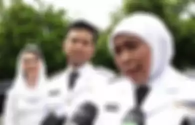 Khofifah Indar Parawansa dan Emil Dardar Resmi Jadi Gubernur Jawa Timur 