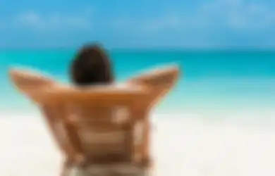 Jangan Pernah Lakukan Ini Saat Liburan, Salah Satunya Mandi di Bak Hotel