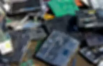 sampah elektronik