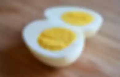 Begini cara merebus telur agar bakteri mati dan tak buat keracunan.