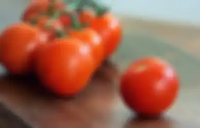 Tomat Memang Baik untuk Kesehatan, Tapi Ini 7 Efek Samping Bila Makan Tomat Secara Berlebihan