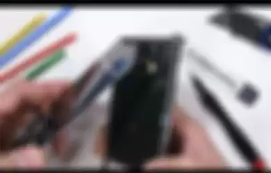 Samsung Galaxy S10 dibongkar