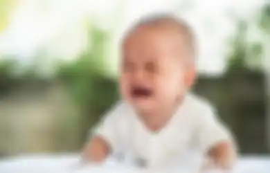3 Cara Mudah Mengatasi Bayi yang Rewel Karena Tumbuh Gigi, Yuk Dicoba!