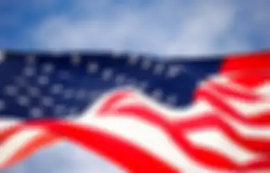 Videonya Tertembak Viral di Media Sosial, Wanita Pendukung Trump Itu Ternyata Seorang Veteran Angkatan Udara, 'Dia Mencintai Amerika dengan Sepenuh Hati'