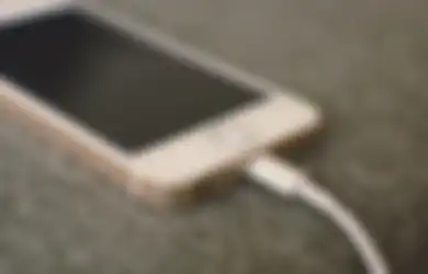 'Kecelakaan' Membawa Berkah, Mahasiswa Ini Tak Sengaja Temukan Cara Bikin Baterai Handphone Tahan Lebih Lama