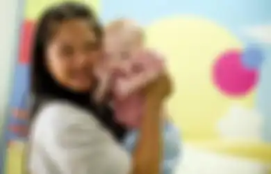 Kisah Pilu Bayi Hasil ‘Sewa Rahim’ yang Ditelantarkan Orangtua Kandungnya Karena Sandang Down Syndrome