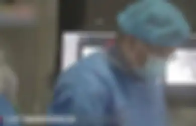 Selama 14 Tahun 'Bohongi' Pasiennya, Dokter Ini Justru Dipuji dan Buat Banyak Orang Tersentuh dengan Kisahnya