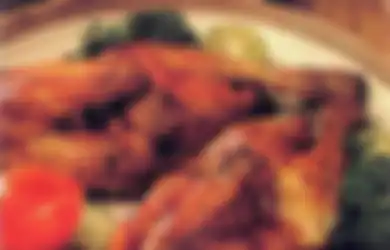 Menu Buka Puasa atau Sahur yang Wajib Dicoba: Ayam Bumbu Ngohiang
