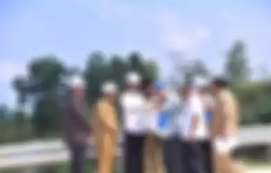 Presiden Joko Widodo meninjau kawasan Bukit Soeharto di Kabupaten Kutai Kartanegara, Kaltim, yang menjadi salah satu lokasi calon Ibu Kota baru, Selasa (7/5/2019).
